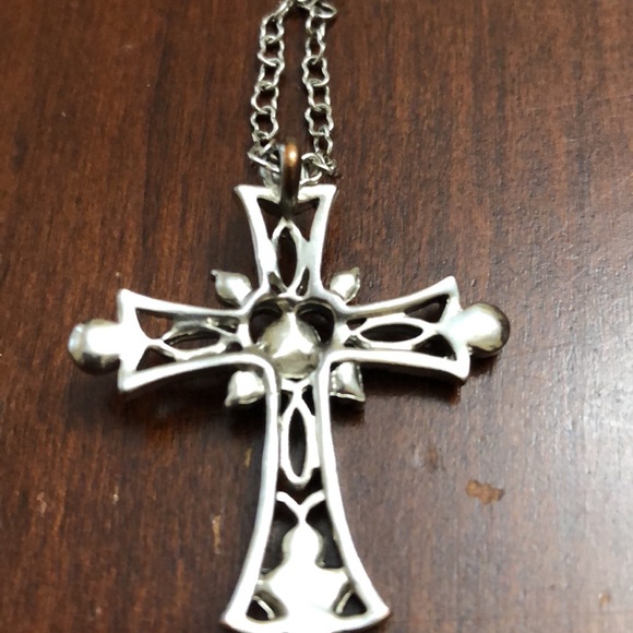 Cookie Lee Cross Necklace - Picture 8 of 8